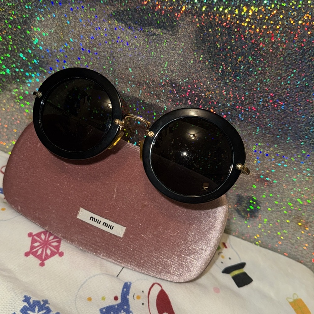 Miu Miu Sunglasses Black with Gold frames Includes pink case - Picture 4 of 10